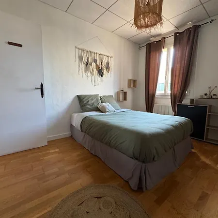 T3 De Charme, Traversant Et Agreable A Vivre *