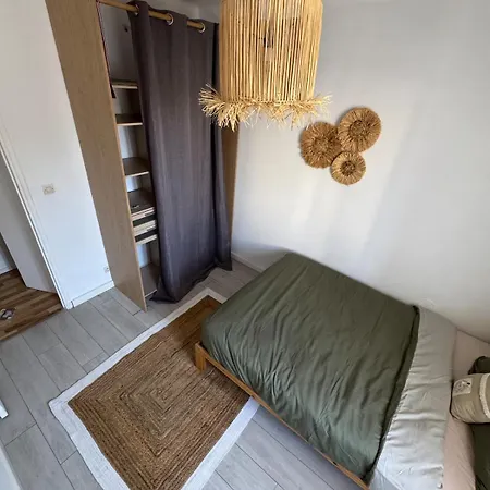 T3 De Charme, Traversant Et Agreable A Vivre Apartament Tulon